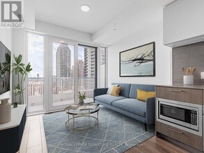 Building Photo - 36 Olive Ave