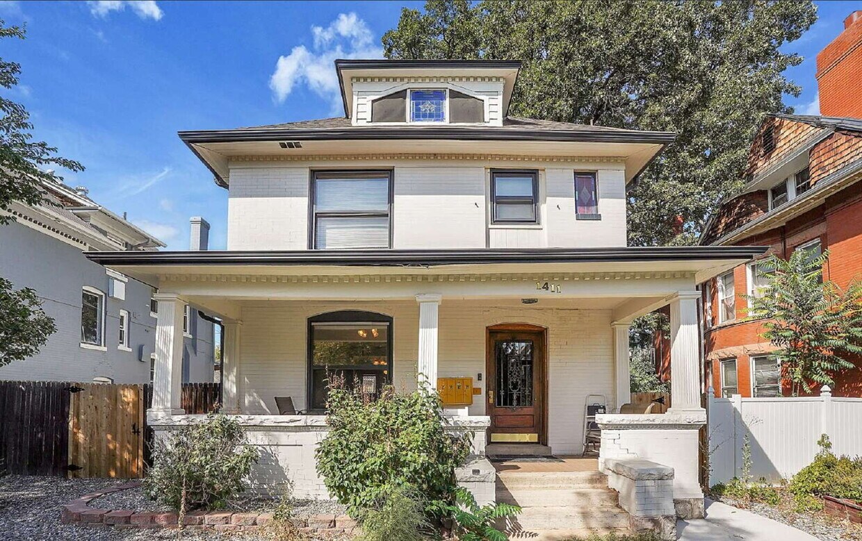 $1,450, 1 bed, 1 bath, located in Denver. - $1,450, 1 bed, 1 bath, located in Denver.