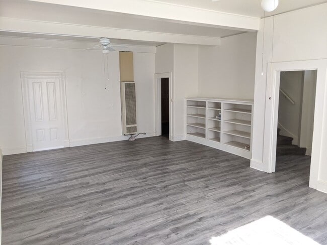 Building Photo - 1510 Broad St