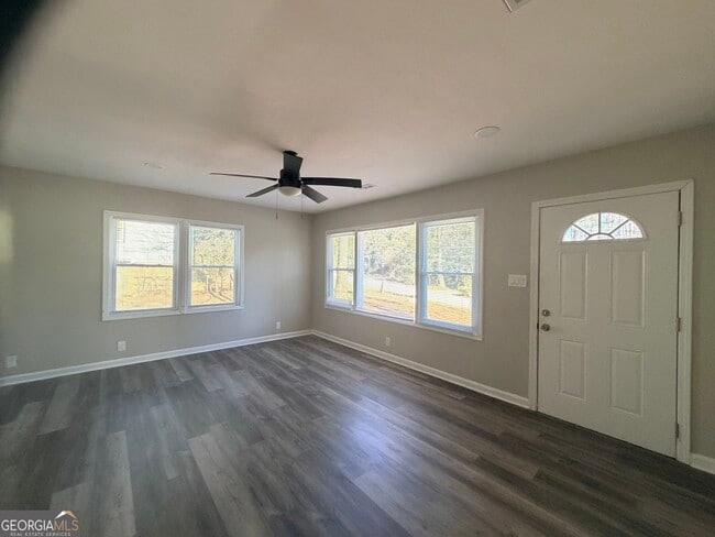 Building Photo - 1433 Midview Dr