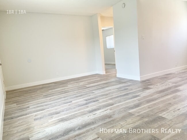Building Photo - 4050 W El Segundo Blvd