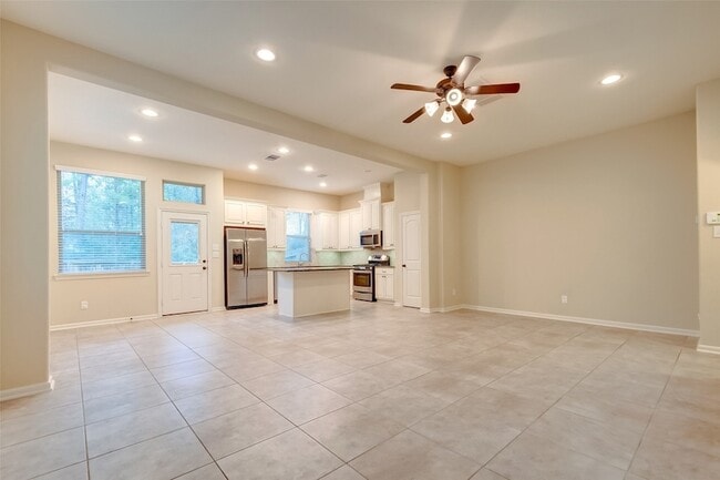 Building Photo - 220 Cheswood Forest Dr