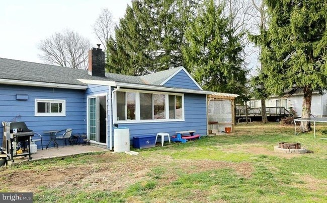 Building Photo - 1440 Plateau Rd