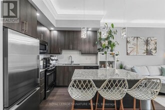 Building Photo - 35-1235 Fontenay Ct