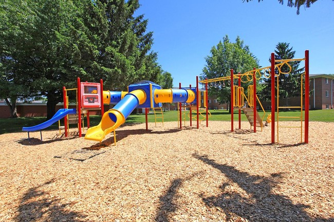 Playground - Country Manor Apartments