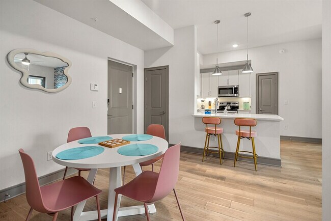 Foto del edificio - 8936 Williams Cir