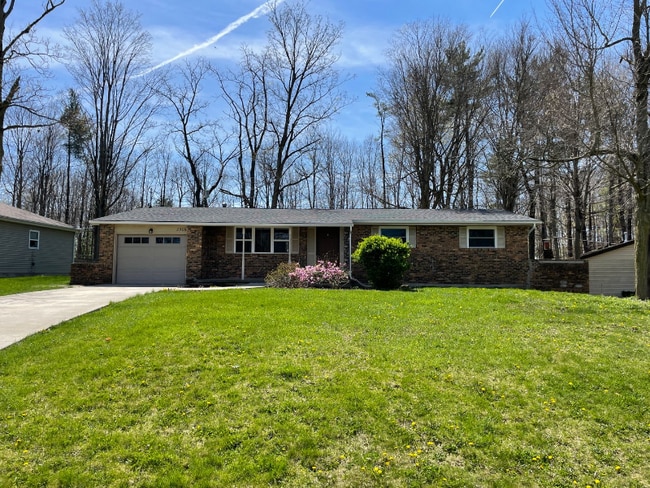 Building Photo - 2306 Deerwood Dr