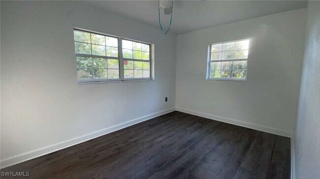 Foto del edificio - 216 Maria St