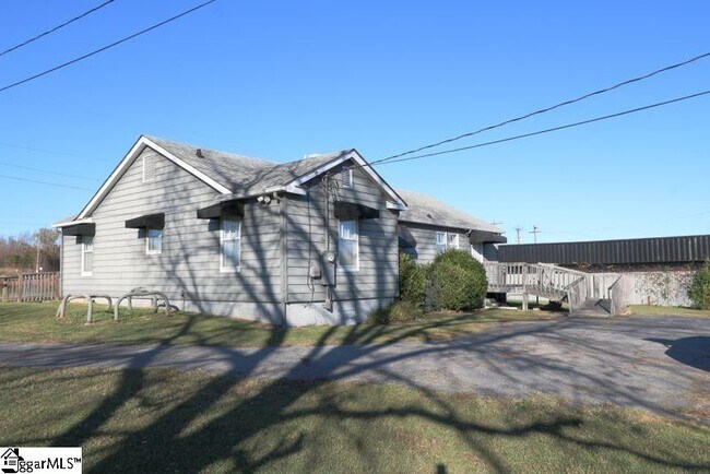 Building Photo - 13825 E Wade Hampton Blvd
