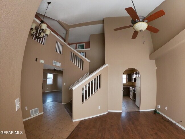 Foto del edificio - 14201 Pacific Point Dr