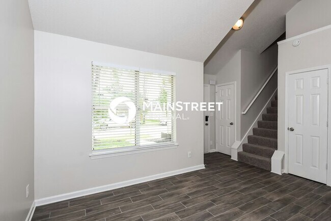 Foto del edificio - 3 Bedroom Pet-Friendly Home in DECATUR, GA...