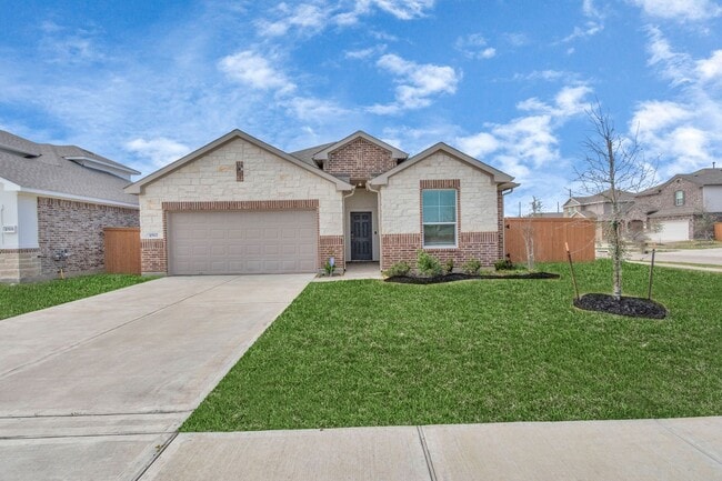 Building Photo - Linden