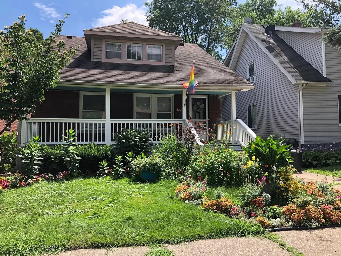324 Channing St, Ferndale, MI 48220 Townhome Rentals in Ferndale MI