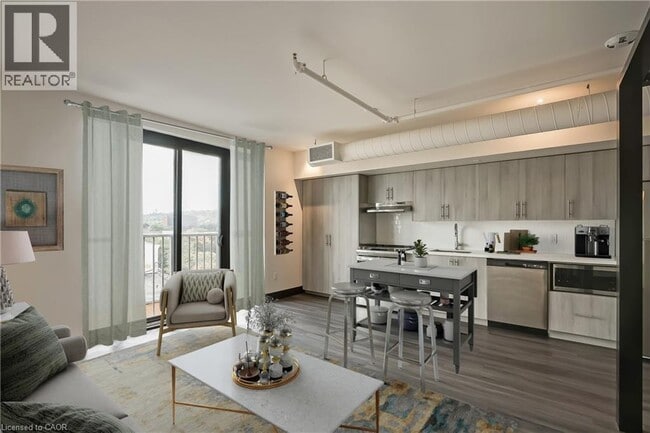 Photo du bâtiment - 121 King St E