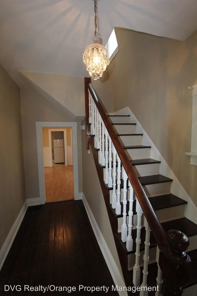 Building Photo - 3 br, 1 bath House - 624 N. 41st St.