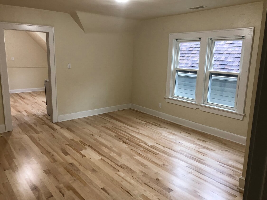 Foto del edificio - 2564 N Humboldt Blvd