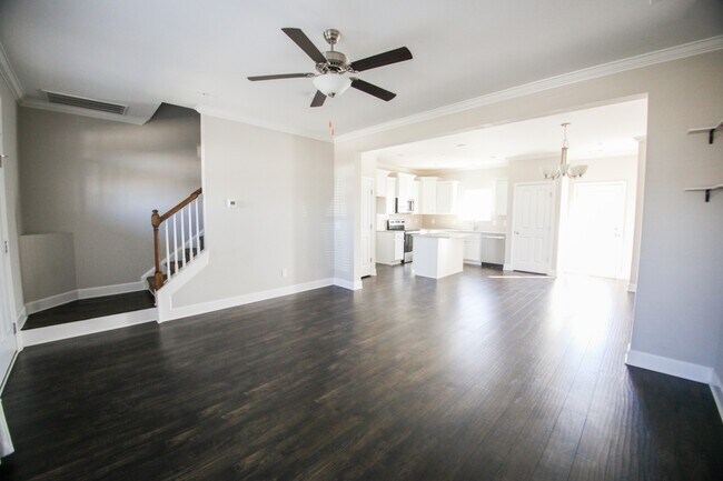 Building Photo - 1018 Carraway Ln