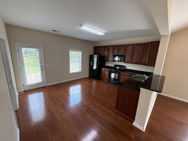 Building Photo - Beautiful Brick Home in Patriot Village!