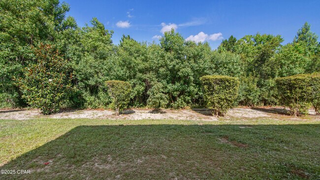 Foto del edificio - 5840 Callaway Cir
