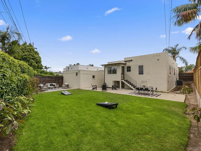 Building Photo - 4825 Biona Dr