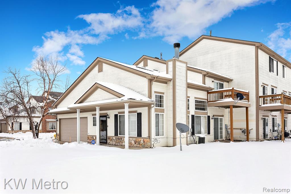 312 Oak Ridge Dr, Pontiac, MI 48341 Condo for Rent in Pontiac, MI