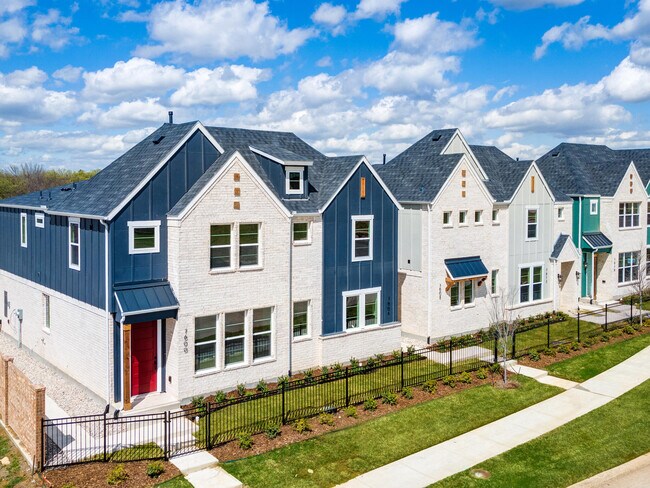 Building Photo - 7608 Resting Mews