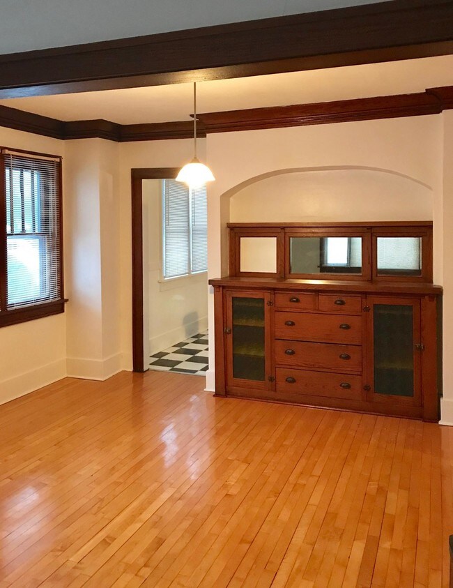 Building Photo - 3637 E Allerton Ave