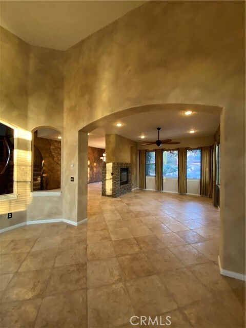 Building Photo - 13581 Canyon Crest Rd