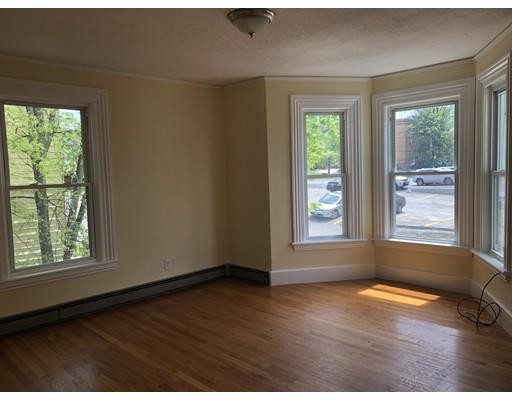 Primary Photo - 16 Bowdoin St