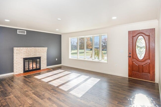 Foto del edificio - 411 Wagner Dr