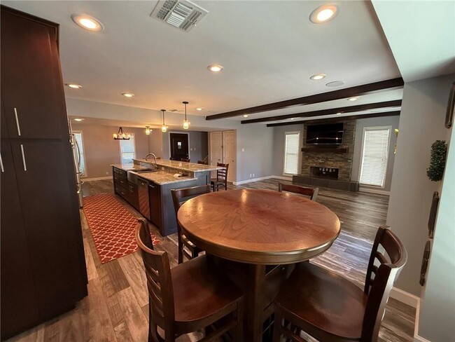 Foto del edificio - 1912 Kelly St