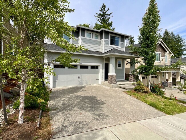 Foto del edificio - Beautiful and Modern 4-Bedroom Home with S...