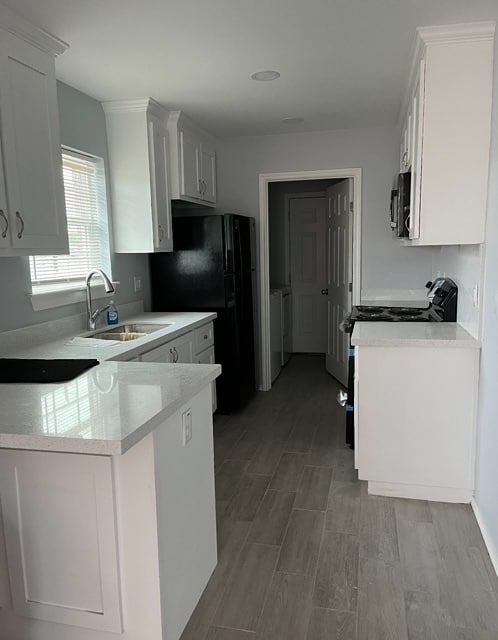 Cocina - 521 W Van Week St