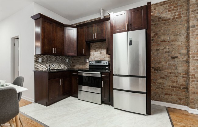 Foto del edificio - 2284 Adam Clayton Powell Jr Blvd