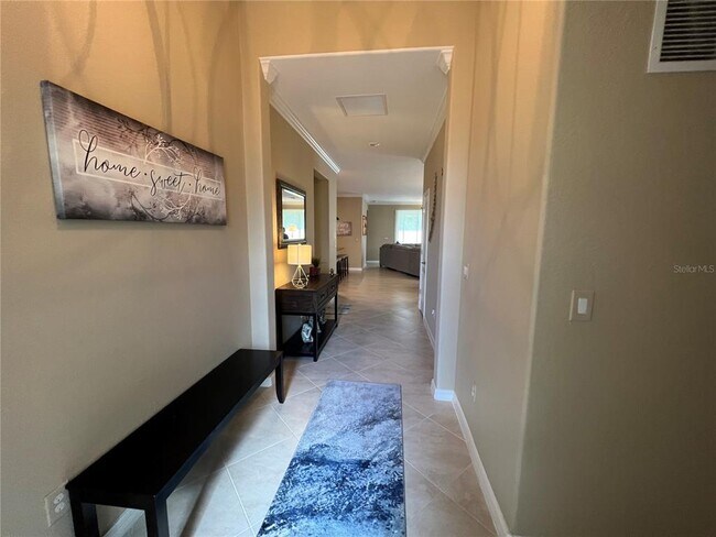 Foto del edificio - 5419 Grand Cypress Blvd