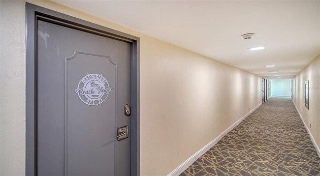 Building Photo - 4822 Ocean Blvd