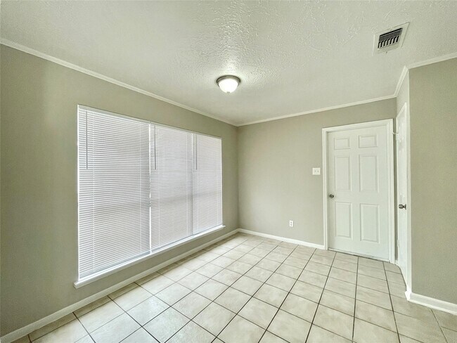 Building Photo - 7011 Brockington Dr