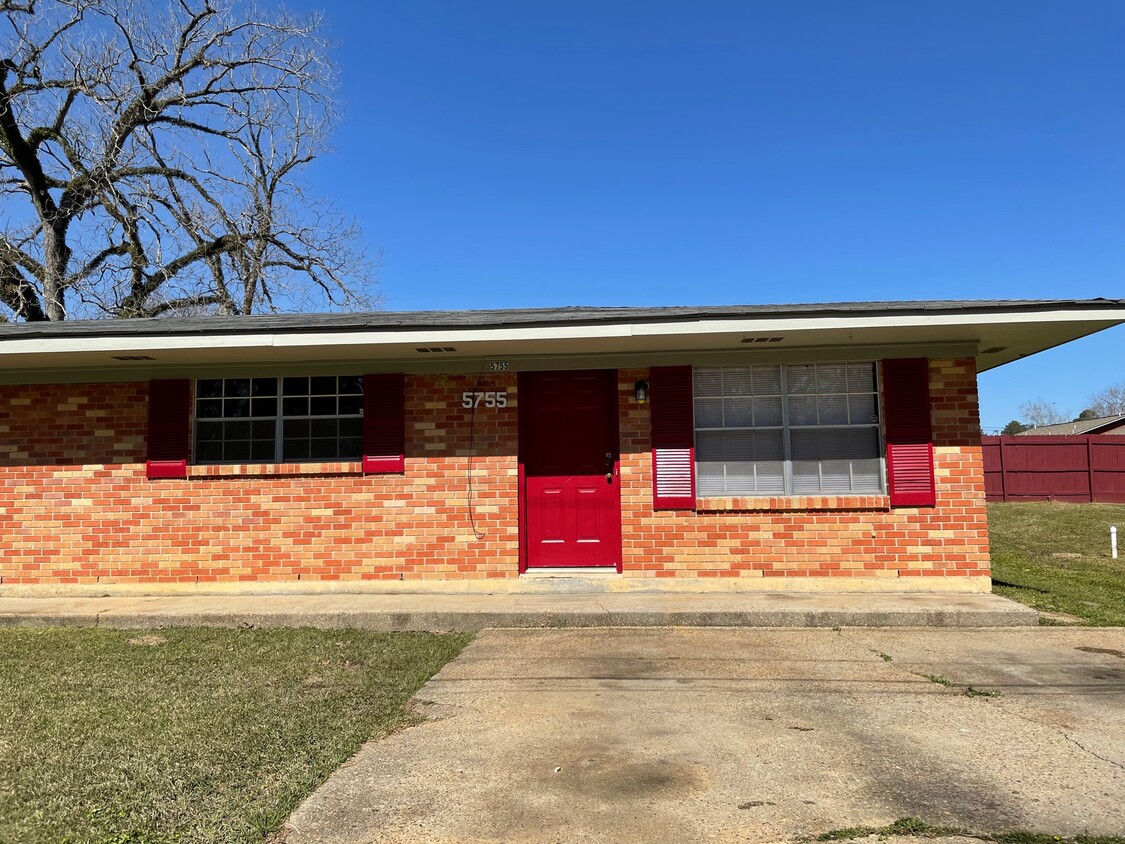 Front of duplex - 5755 Marion Dr