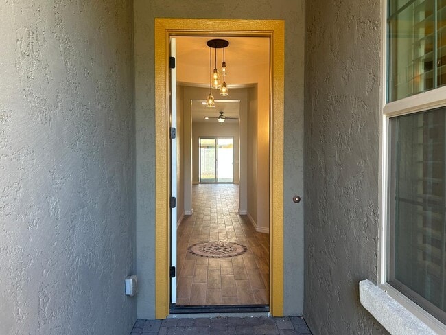 Building Photo - 10274 W Fetlock Trail