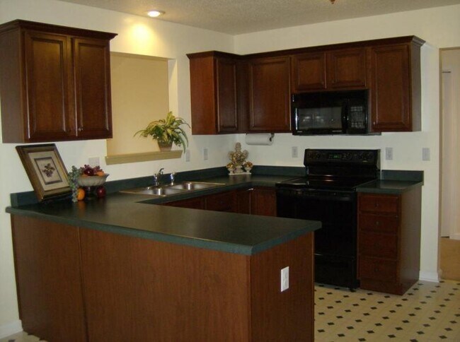 Building Photo - 2507 Umc Dr