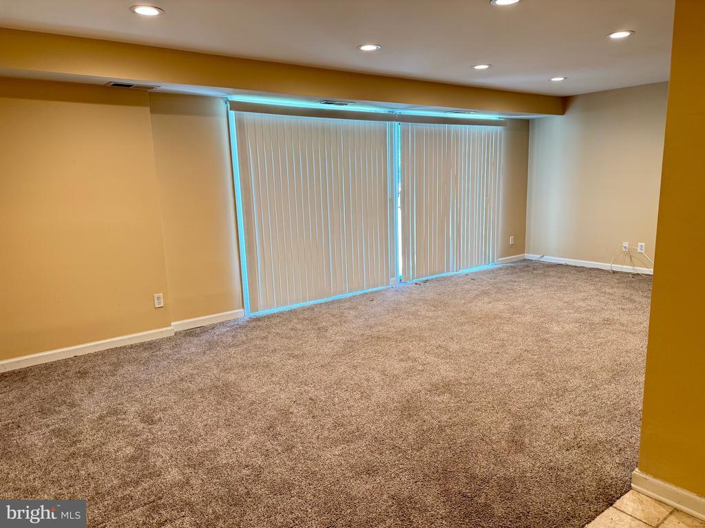 Foto principal - 95 Kenwood Dr