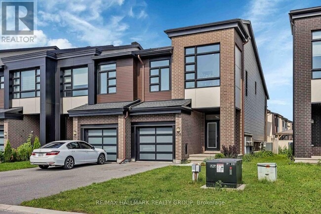 Building Photo - 208 Big Dipper St