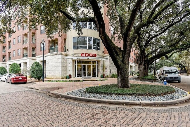 Building Photo - 300 St Joseph Pkwy