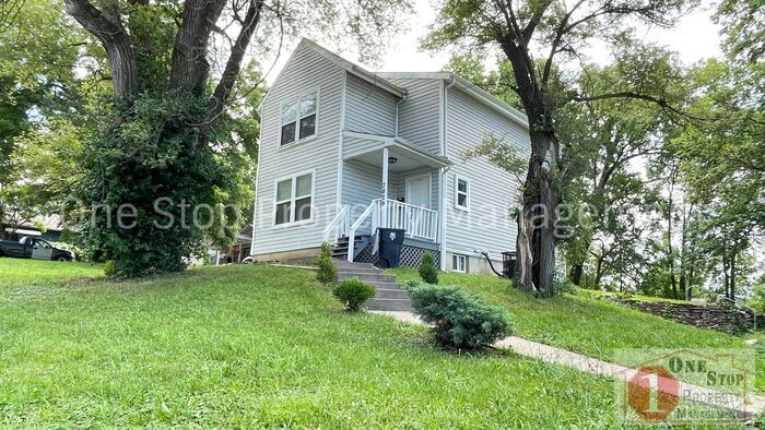 Foto principal - Beautiful 3 Bedroom 2 Bathroom Home in Kan...