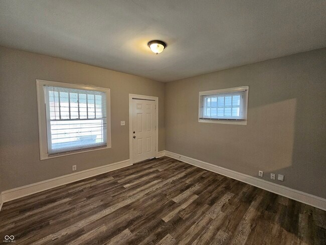 Foto del edificio - 3411 N Capitol Ave