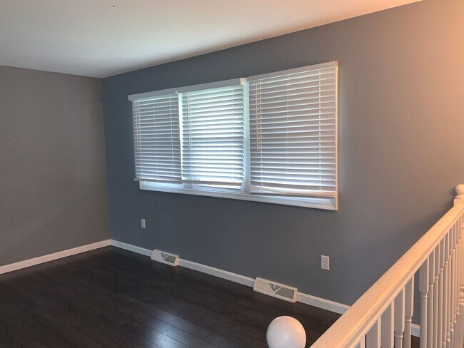 Foto del edificio - COMING SOON! Beautiful 4 Bedroom Home in M...