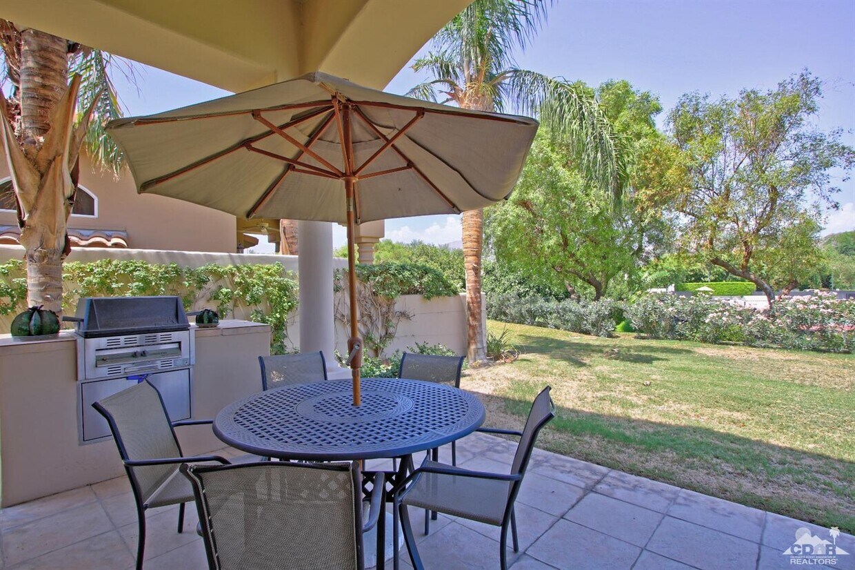 Primary Photo - 48175 Casita Dr
