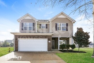 Building Photo - 1944 Colyn Avenue
