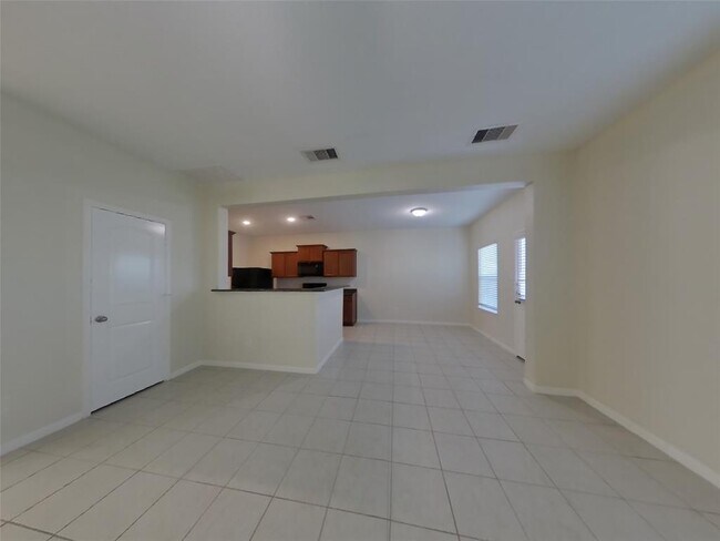 Foto del edificio - 640 Totem Trail Dr