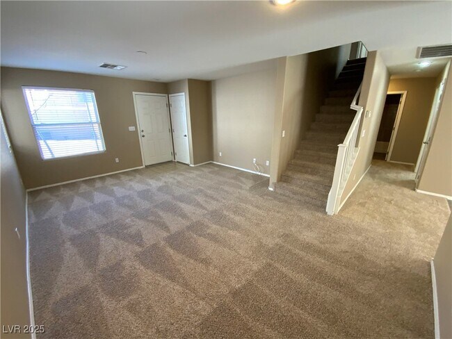 Foto del edificio - 11995 Fairfax Ridge St